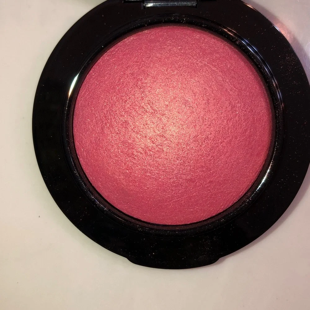 MAC Cosmetics Mineralize Baked Blush Shade Petal Power 3.2g Full Size NIB